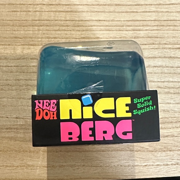 Schylling Other - NeeDoh Nice Berg Squishy Toy - Blue